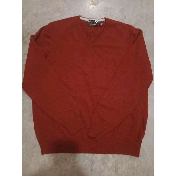 Saks Fifth Avenue Men's Red Wine 100% Scottish Cashmere V-Neck Sweater XL - Picture 1 of 4
